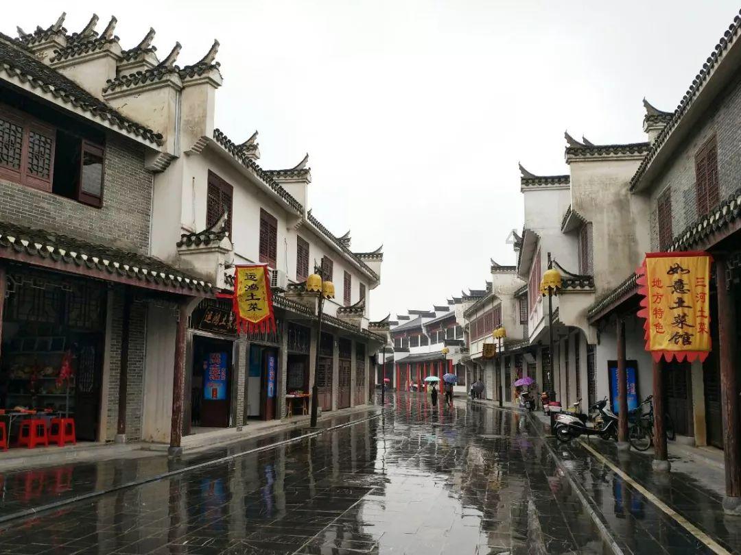 救援摄影师男孩